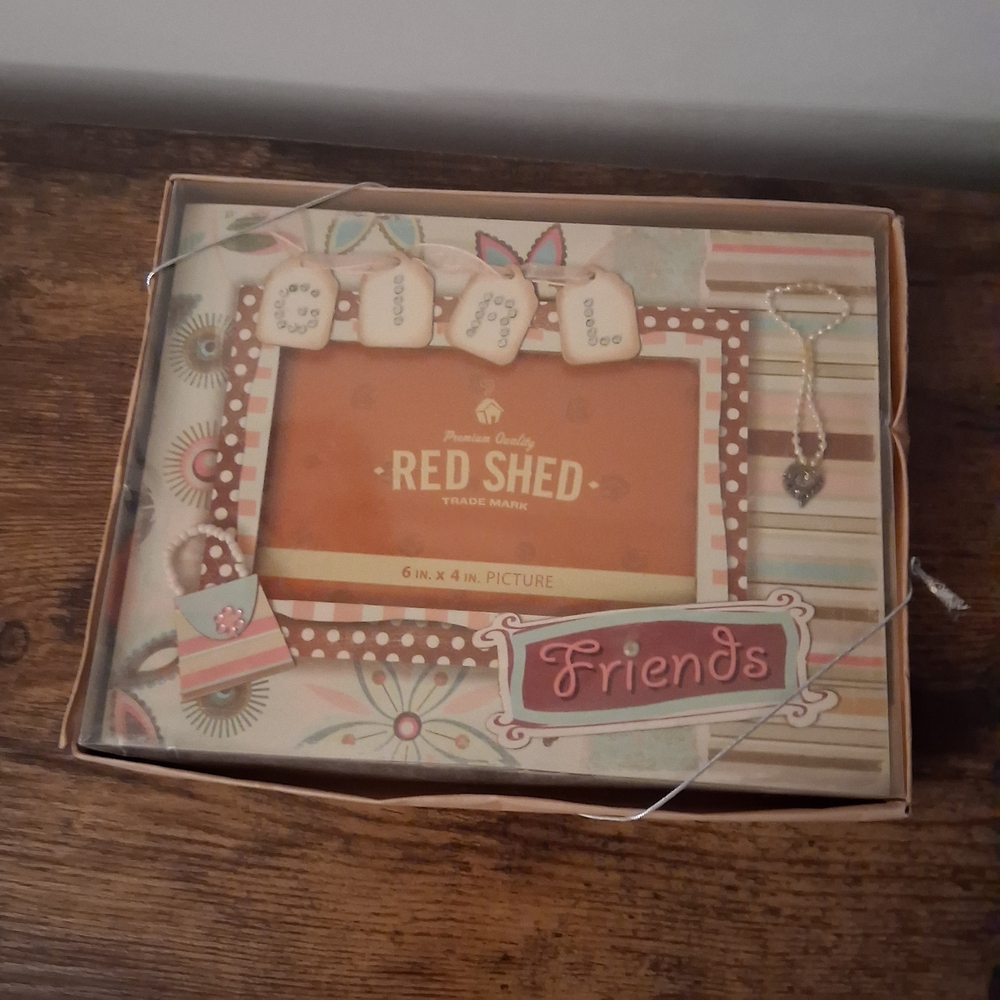 Red Shed Friends Picture Frame